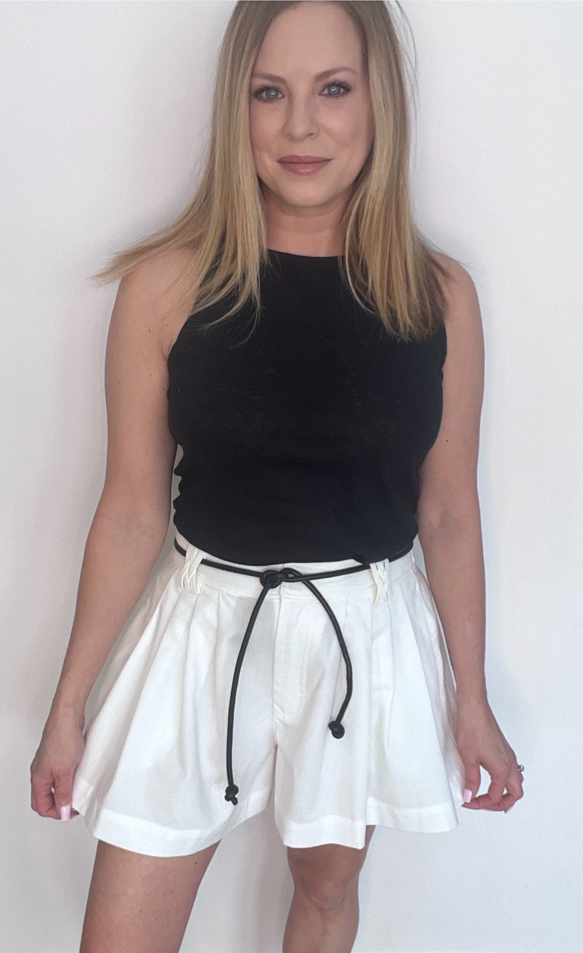 The Clean Pleat Shorts-White