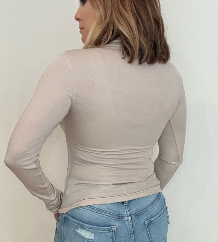 The Perfect Layering Top-Grey