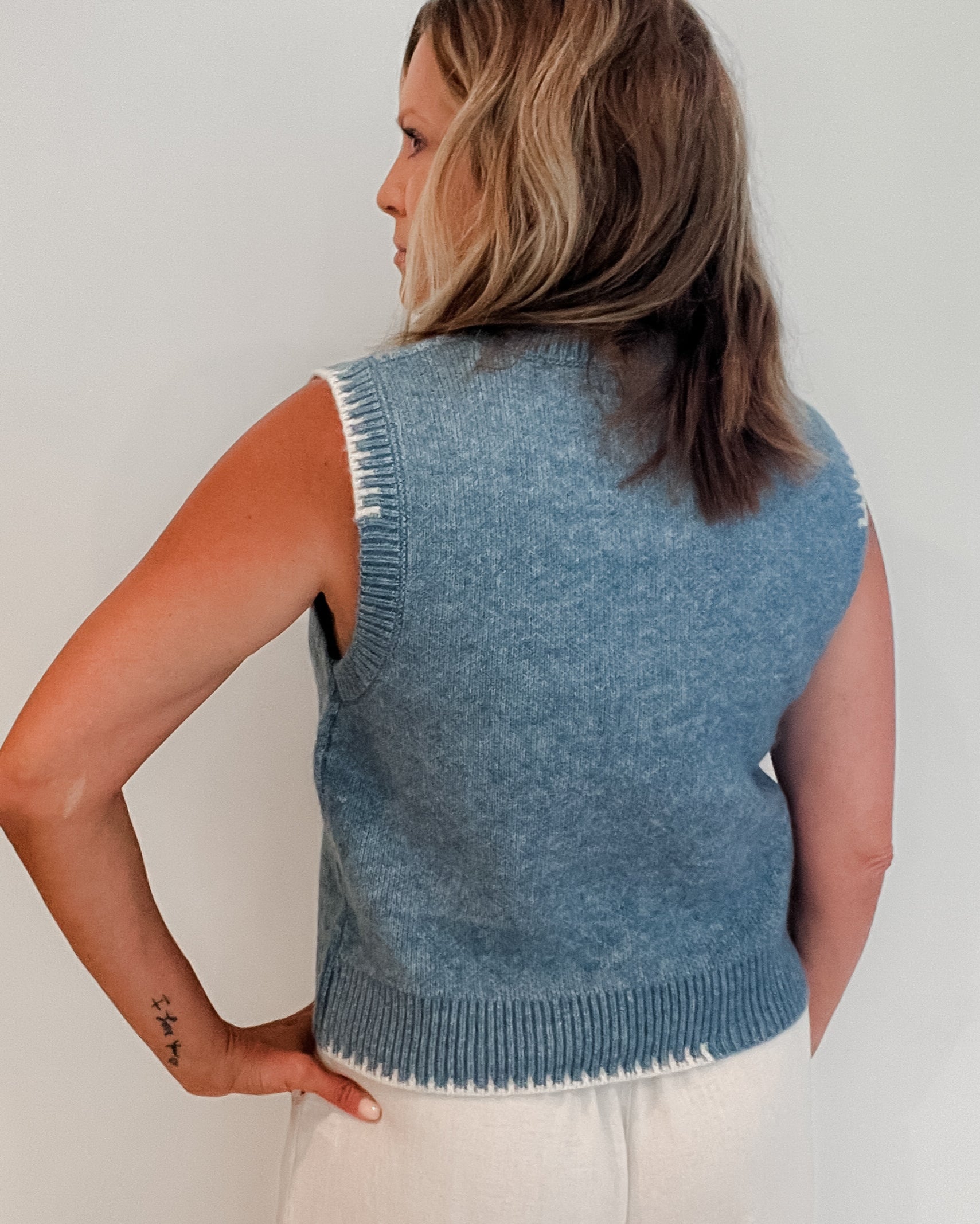 トップス Bibiy. VALENCIA VEST Valencia Vest Top – Cambria Boutique
