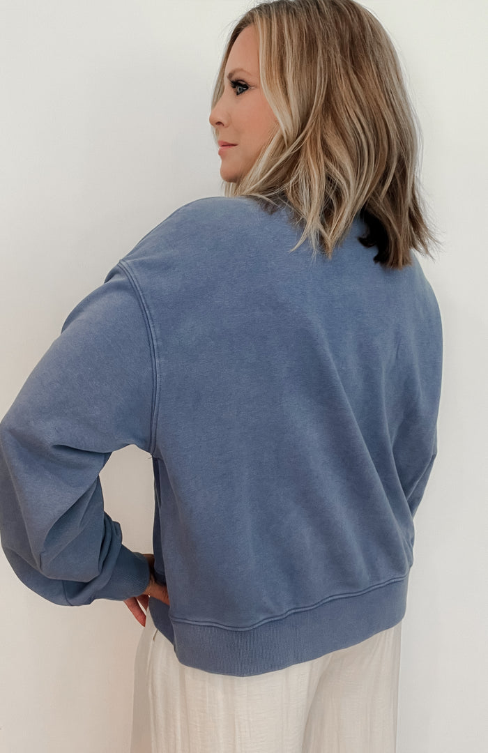 Monday Blues Pullover