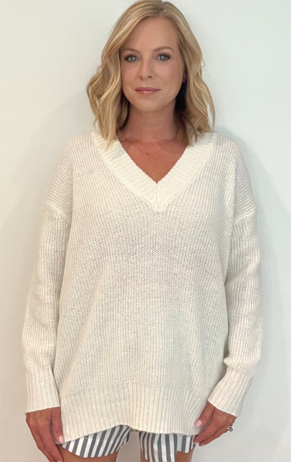 Bennie V Neck Sweater-Ivory