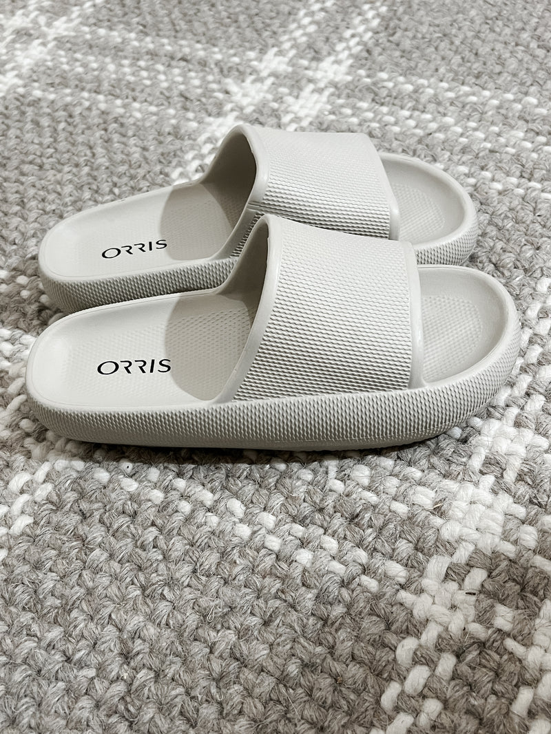 Isla Slides