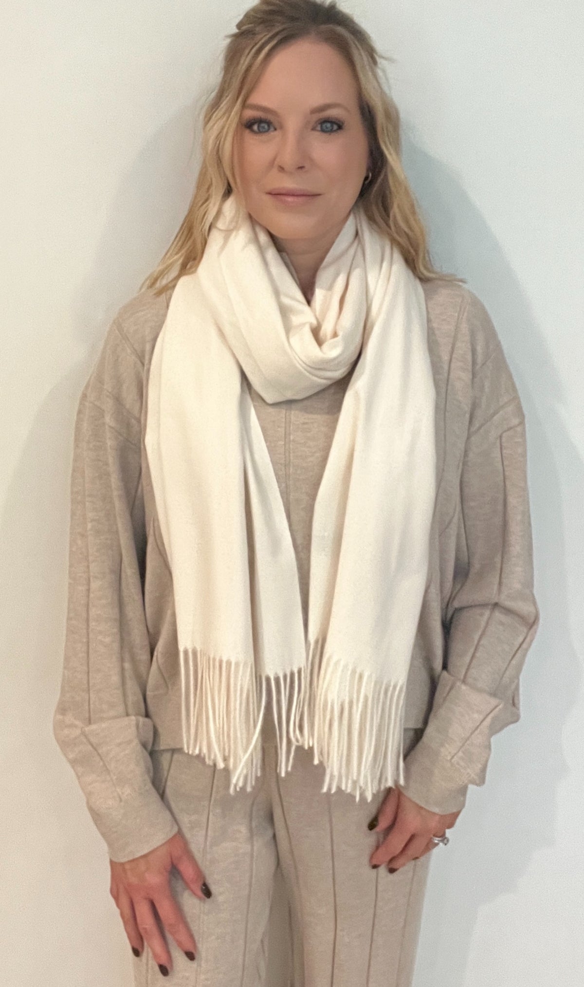 Timeless Scarf-Cream