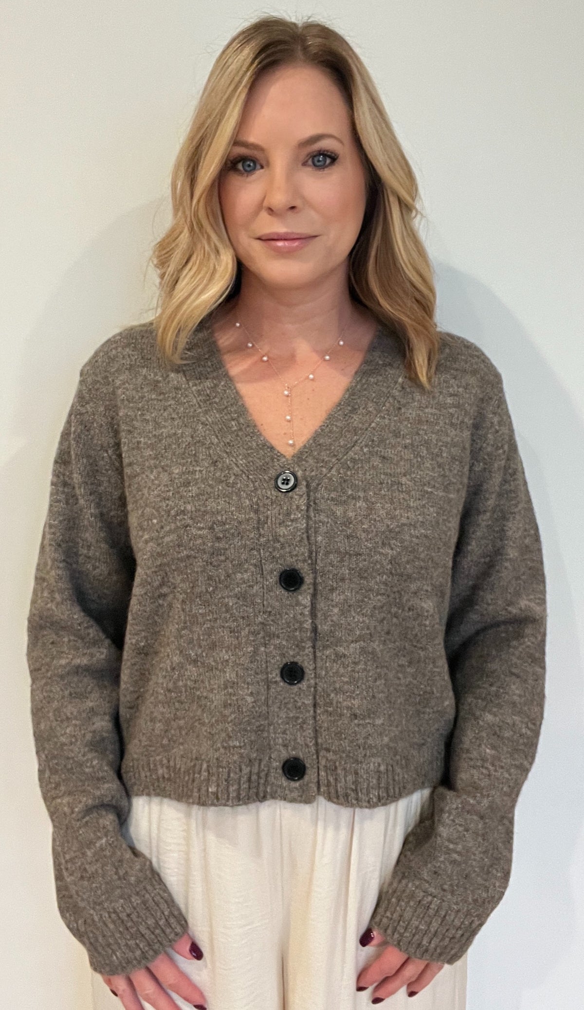 The Minimalist Cardigan-Mocha