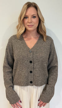 The Minimalist Cardigan-Mocha