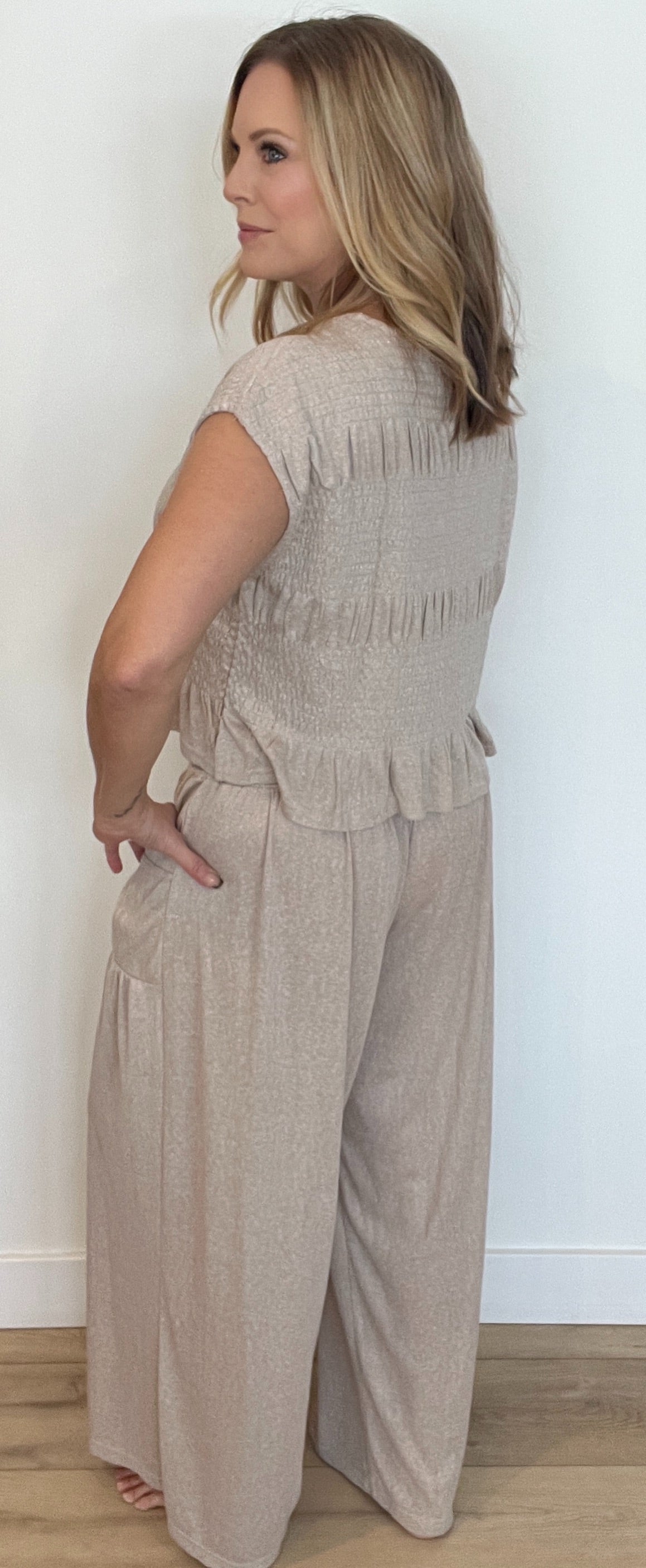 Easy Days Ahead Set-Beige