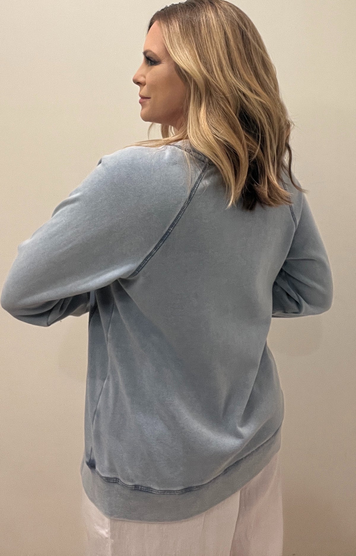 Hangout V-Neck Sweatshirt-Blue