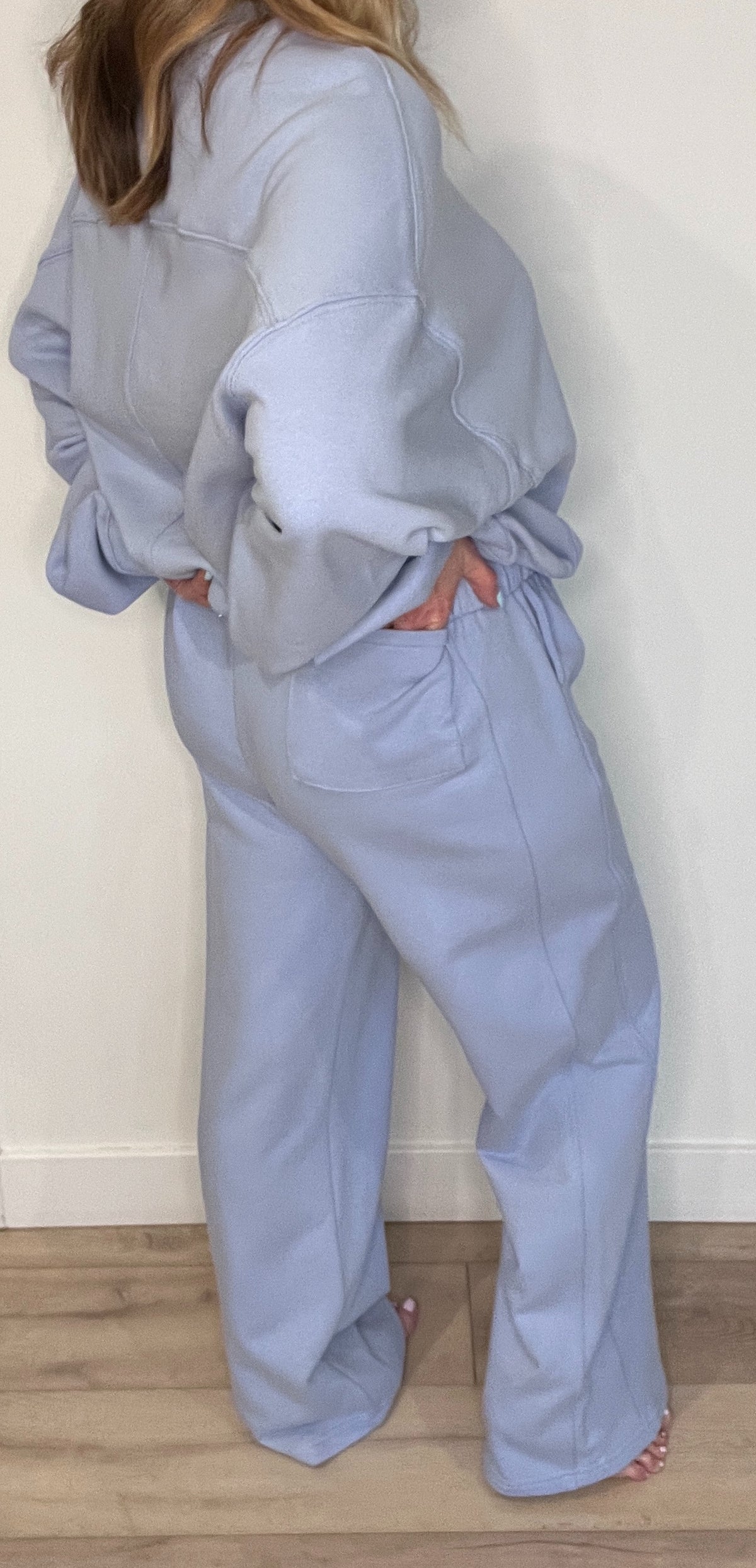 The Lounge Cotton Sweatpants-Lavender