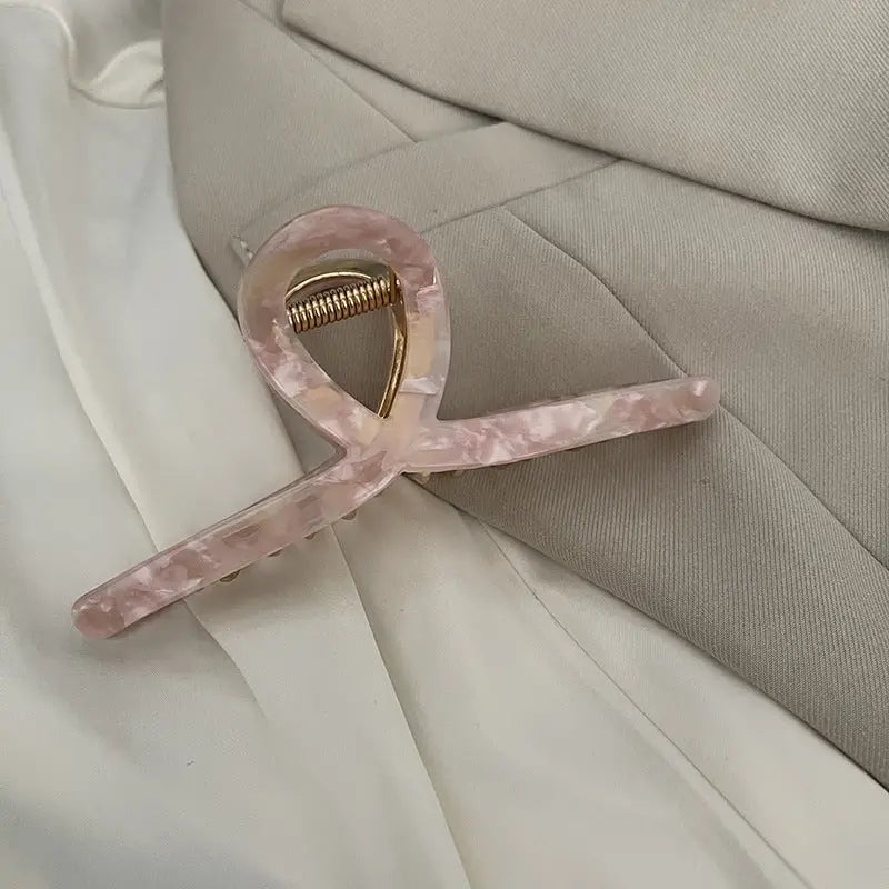 Enchanted Claw Clip-Pink