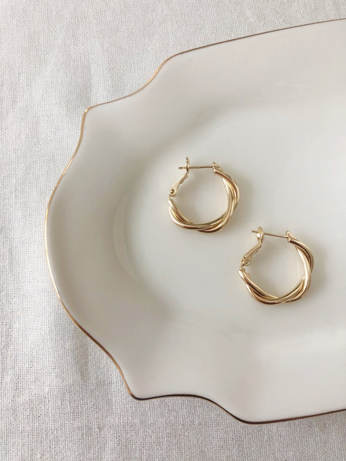 Twist Hoop Earring